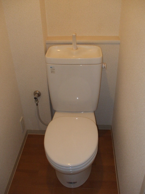 杉並区高円寺南３丁目の賃貸マンションのトイレ