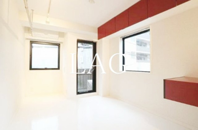 【居間・リビング】 | ＩＬ・ＲＯＳＳＯ | 洋室です。