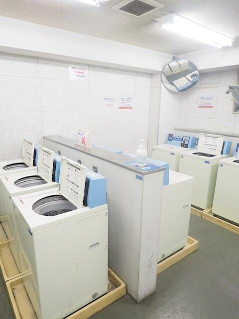 コインランドリー