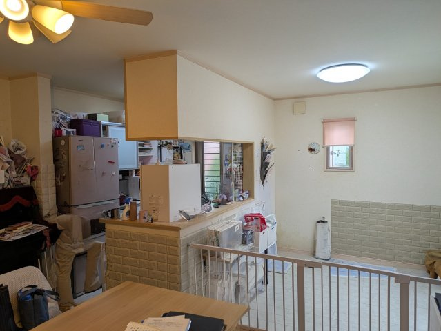 兵庫県神戸市北区唐櫃台2丁目 中古戸建の居間・リビング|リビングです