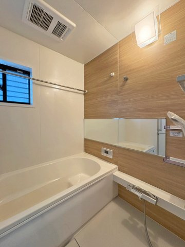 名取市箱塚　の浴室