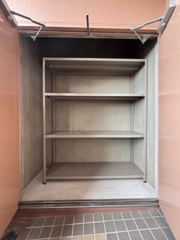 シャトレ愛松稲沢Ⅴの収納|トランクルーム