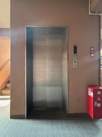 シャトレ愛松稲沢Ⅴのその他共用部分|エレベーター