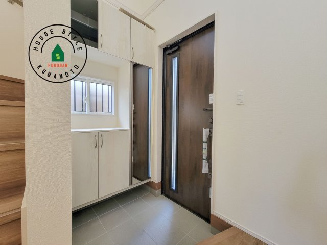 熊本市東区戸島5丁目第1₋4棟(1号棟)の防犯設備|二重ロックでしっかり防犯対策ができます。