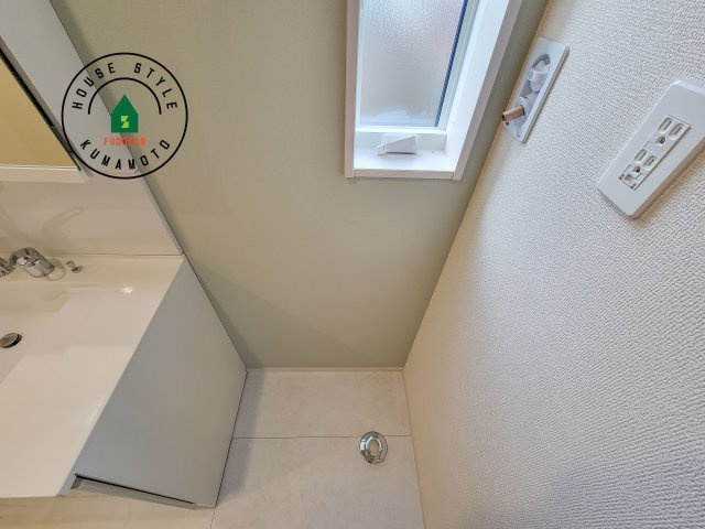 熊本市東区戸島5丁目第1₋4棟(1号棟)のランドリースペース|ランドリースペースとなります。広々して有効的にご使用できます。 