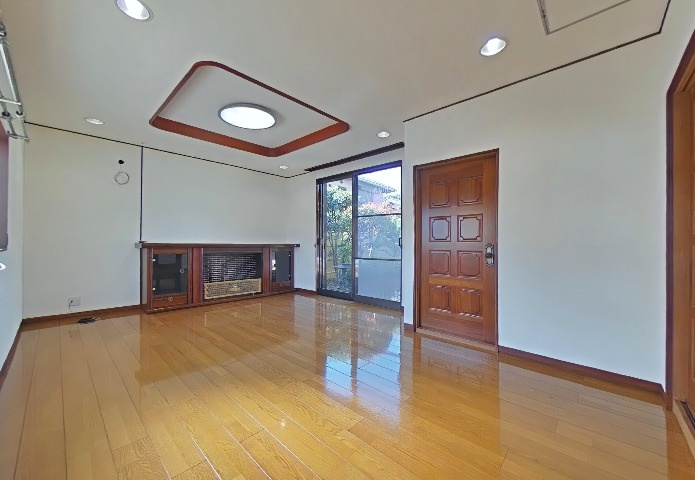 緑丘４丁目　戸建の居間・リビング