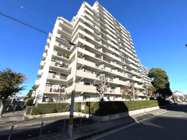 パークシティ松下南棟の外観|令和7年11月リフォーム完了済み！
名鉄常滑線「柴田」駅より徒歩8分！