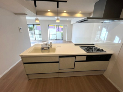 【キッチン】 | パークシティ松下南棟 | 家族との対話も弾む対面式キッチン！