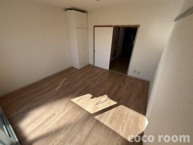 メルカードあさひIIIの居間・リビング