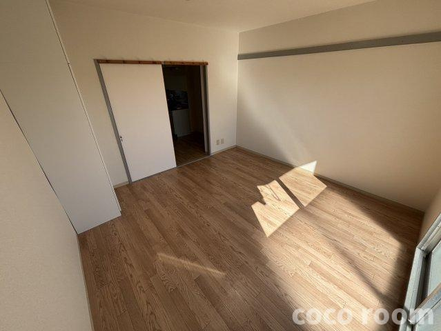 メルカードあさひIIIの居間・リビング