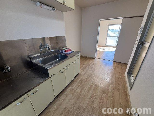 メルカードあさひIIIの内装