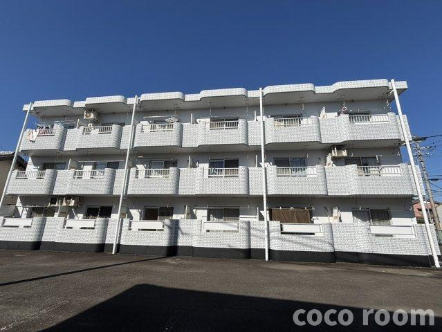 メルカードあさひIIIの外観