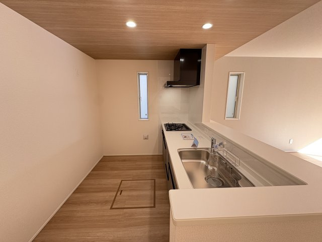 GLうるま市豊原2期の玄関