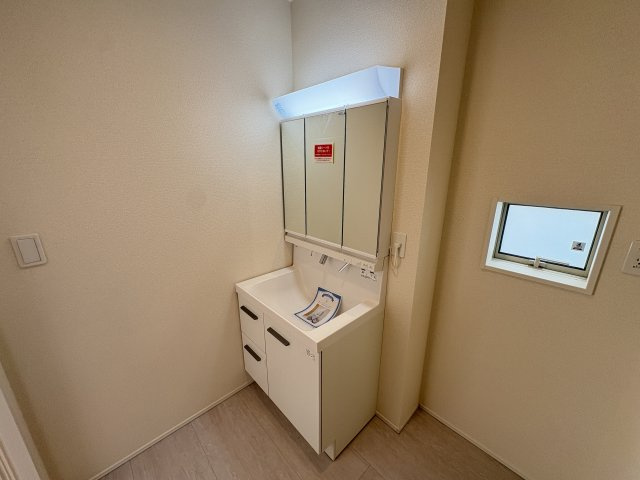 GLうるま市豊原2期のその他