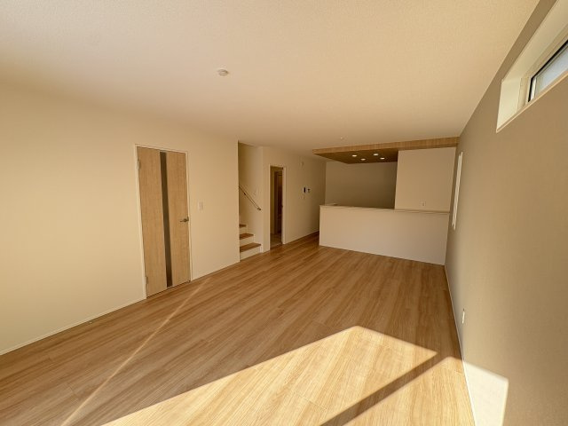 GLうるま市豊原2期の居間・リビング