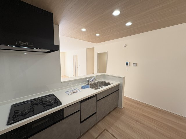GLうるま市豊原2期のキッチン