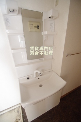 【独立洗面台】 | スクエアハウスⅢ | 独立洗面化粧台付き