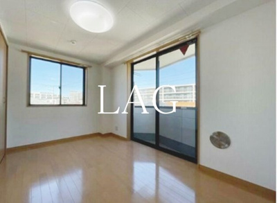 【居間・リビング】 | ＬＥＯ拾番館 | 洋室です。