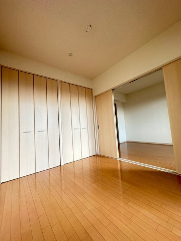 サムティ吉塚Eastの寝室