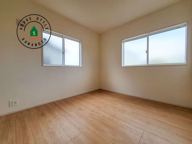 熊本市東区戸島5丁目第1₋4棟(2号棟)の子供部屋|穏やかな光が差し込む室内には、穏やかな時間が流れます。