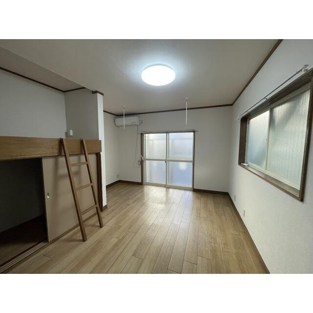 2面採光の角部屋★※現況優先