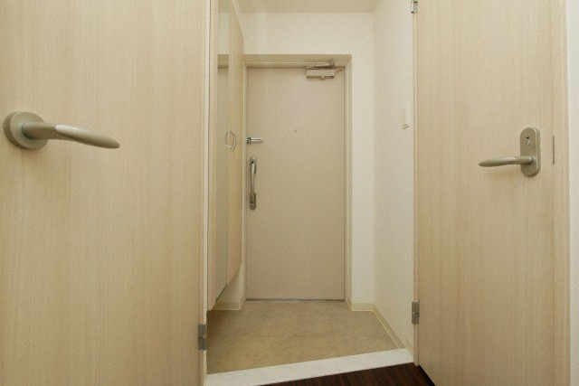 スペランツァ十三東の玄関