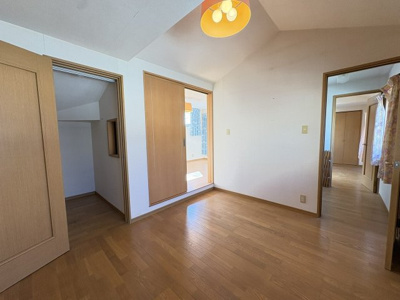 【洋室】 | 中古一戸建　高知市みづき２丁目 | ２階西側6.0帖