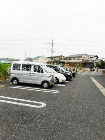 Ｋ・ブローテ・柏の葉Ａの駐車場