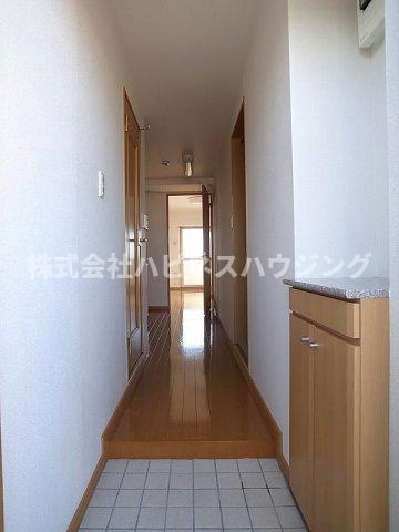 Ｋ・ブローテ・柏の葉Ａの玄関