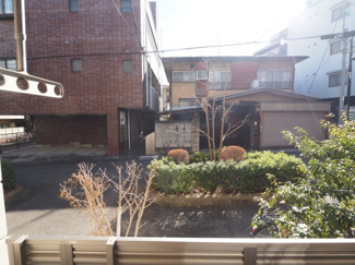 【展望】 | 周辺は落ち着いた住宅街です。
