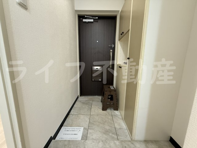 朝日プラザ生駒西2番館C棟の玄関|きれいな玄関です