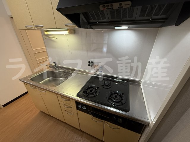 朝日プラザ生駒西2番館C棟のキッチン|きれいなキッチンです