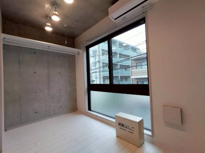 【内装】 | Fons Lucis Izumi