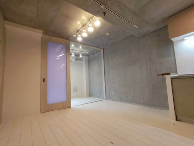 【居間・リビング】 | Fons Lucis Izumi