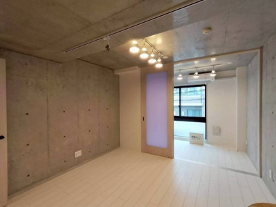 【内装】 | Fons Lucis Izumi