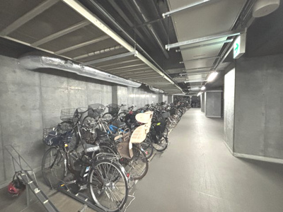 【駐輪場】 | キャナルファーストタワー | 【自転車置き場】最新の空き状況や費用などの詳細は担当スタッフまでお問い合わせください。