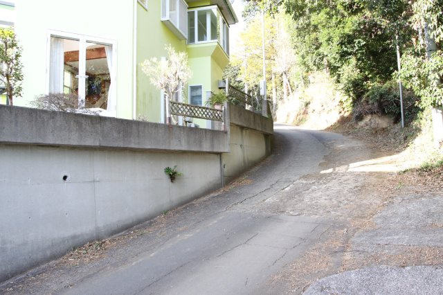 東伊豆町　片瀬の前面道路含む現地写真