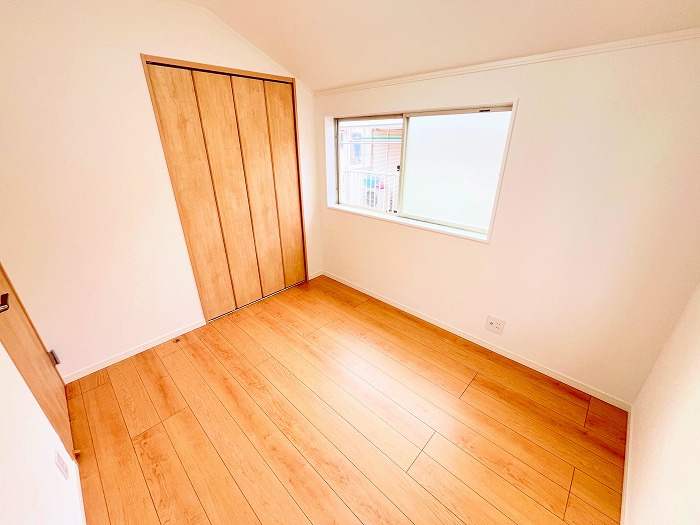 川口市行衛　中古戸建の洋室