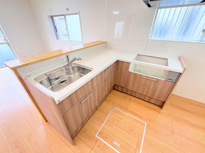 川口市行衛　中古戸建のキッチン