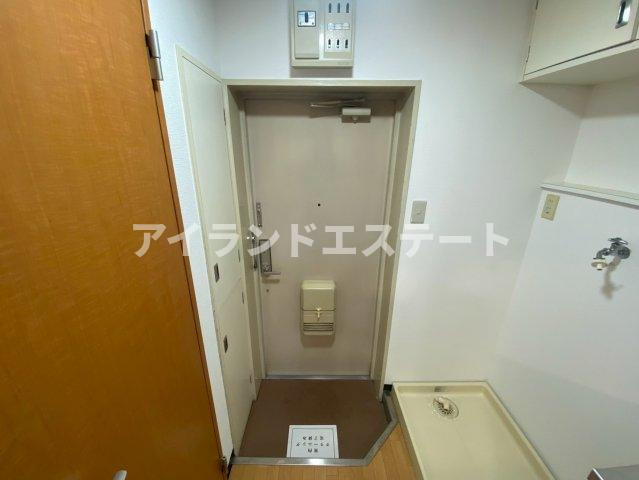 ビアメゾン上野毛　駅近　収納豊富　エアコン2基の玄関