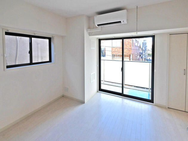 メゾンSKM蔵前の居間・リビング