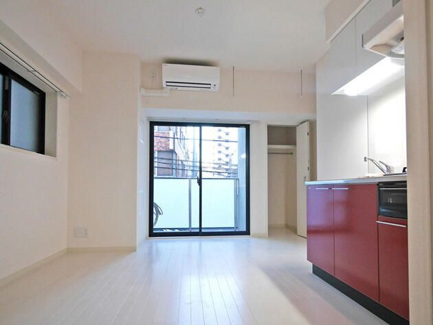 メゾンSKM蔵前の居間・リビング