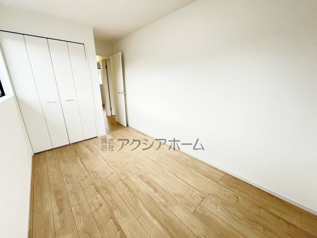入間市東藤沢8丁目・全1棟　新築一戸建　～収納豊富～の子供部屋|洋室　5.5帖