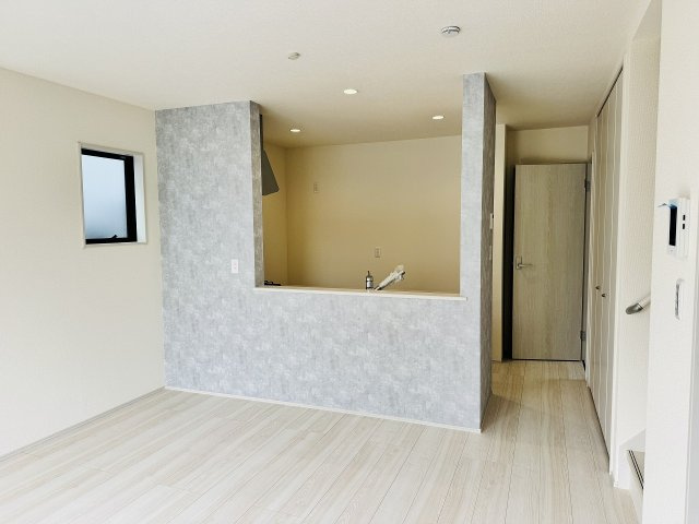 八王子市　散田町　新築一戸建て　２期の内装|～コンパクトで無駄のないリビング～