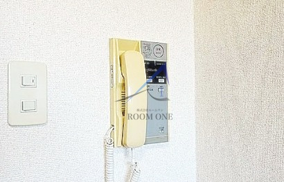 ルーブル文京音羽のセキュリティ|モニター付きインターホンです。