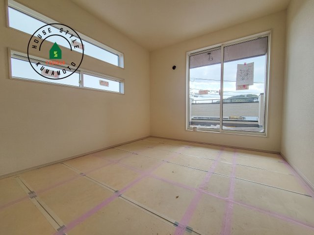 熊本市東区戸島5丁目第1₋4棟(4号棟)の寝室|主寝室には収納力に優れたクローゼットがありますので、お部屋もすっきり片付きます。