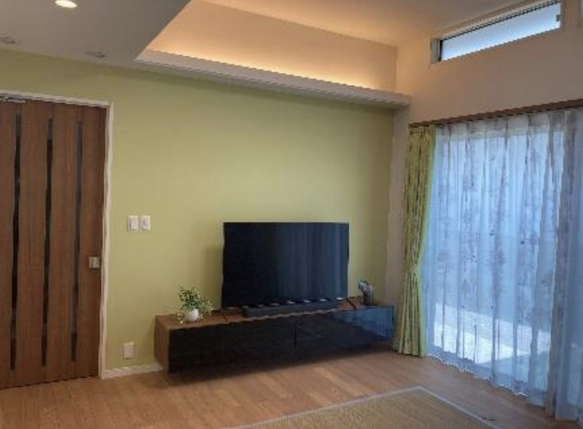 【居間・リビング】 | 比企郡吉見町東野1丁目　中古戸建