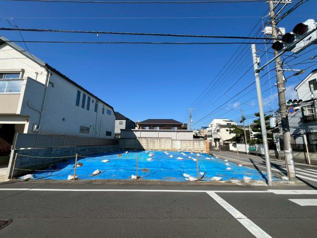 豊島区千川2丁目　建築条件無し売地の外観|2025.11.20撮影

現地ご見学希望・資料請求などお気軽にお問い合わせ下さい！
03-5990-5201