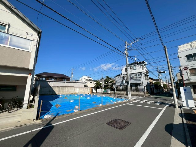 豊島区千川2丁目　建築条件無し売地の前面道路含む現地写真|2025.11.20撮影

現地ご見学希望・資料請求などお気軽にお問い合わせ下さい！
03-5990-5201