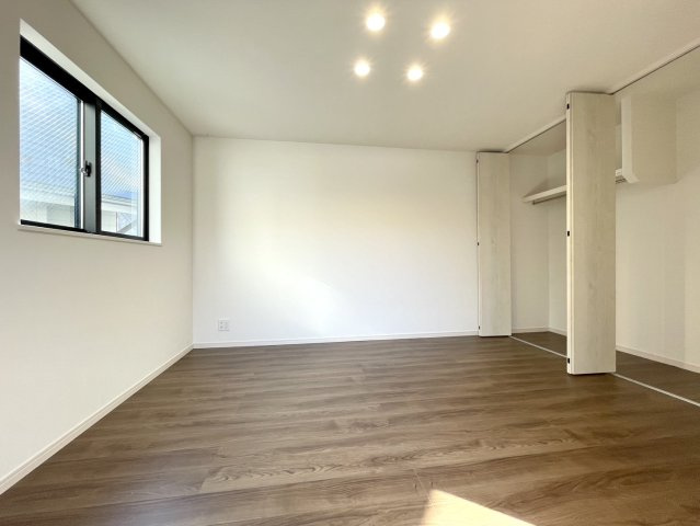 練馬区早宮1丁目　吹抜け大型リビング　限定1棟の収納|2階 7.5帖